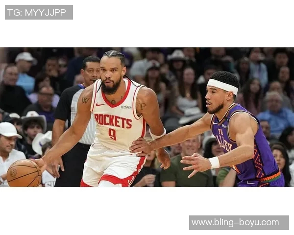 狄龙赞布克突破能力与防守智慧助力队友成长与发展